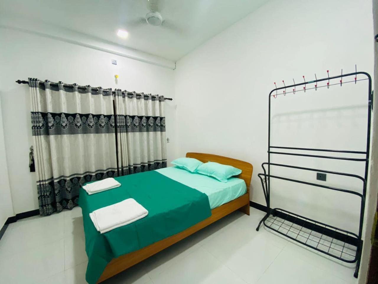 Lalitha Holiday Inn Jaffna Esterno foto