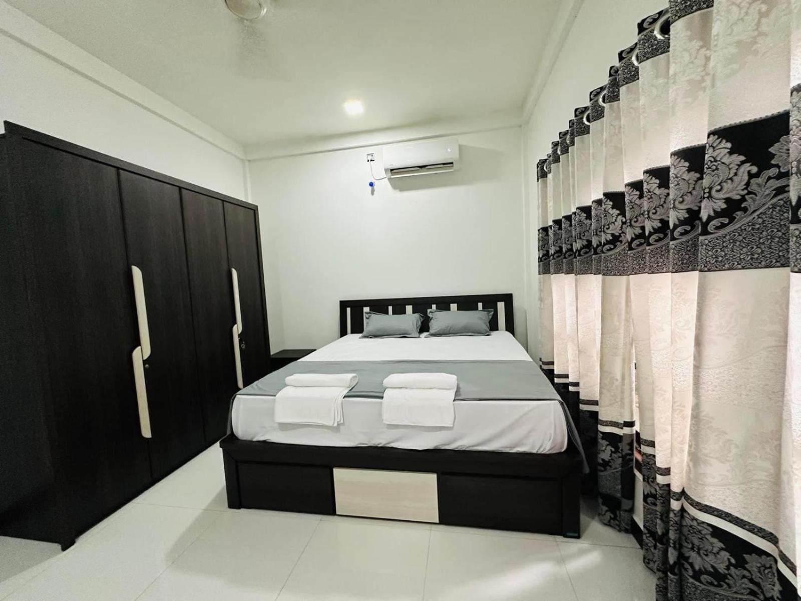 Lalitha Holiday Inn Jaffna Esterno foto